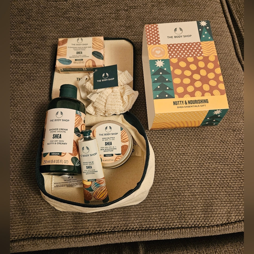 Shea Essential Gift set